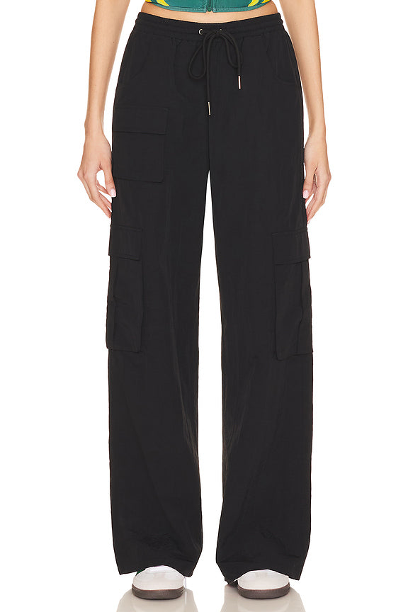 superdown Evie Cargo Pant in Black