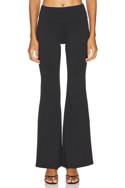 superdown Kole Flare Pant in Black