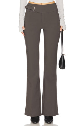 superdown Jessica Bootcut Pant in Grey