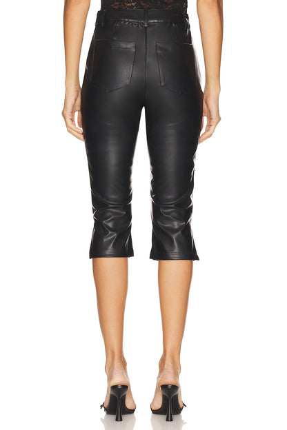 superdown Jasmina Capri in Black
