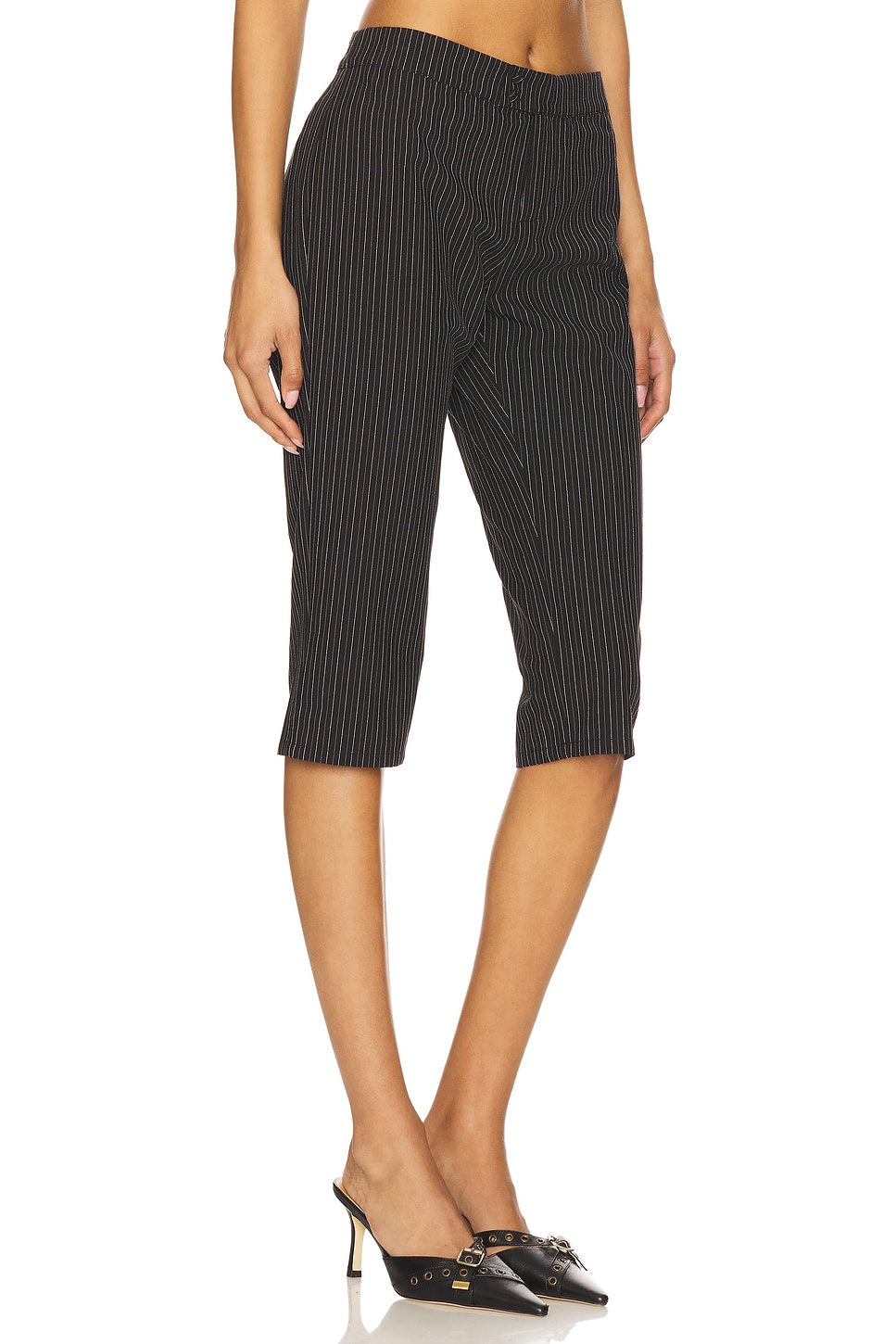 superdown Tina Capri in Black Stripe