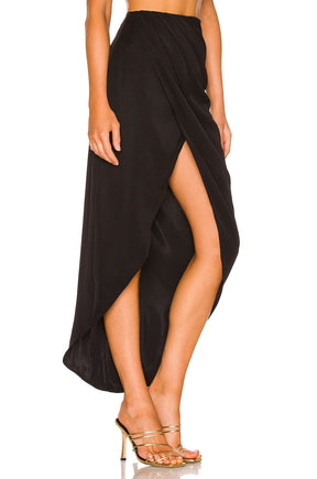 superdown Arielle Slit Maxi Skirt in Black