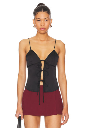 superdown Anahi Cami Top in Black