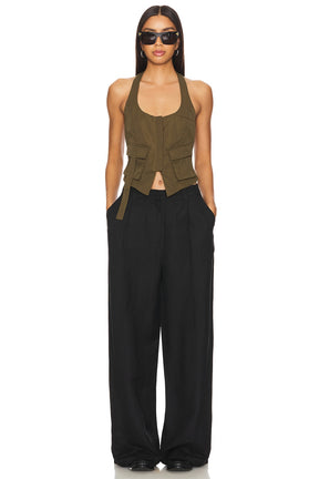 superdown Kamryn Halter Top in Olive
