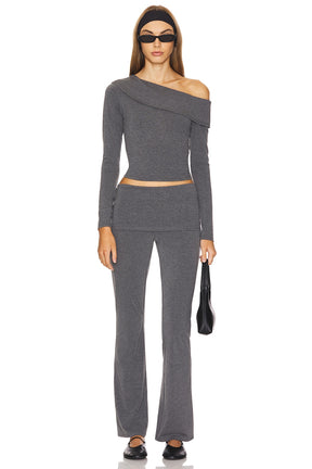 superdown Jordy Off Shoulder Top in Grey