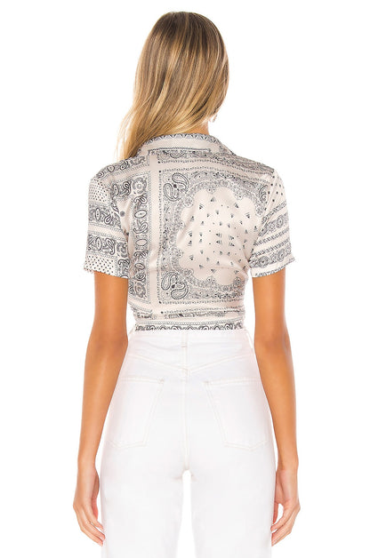 superdown Jenela Twist Front Shirt in Cream & Black