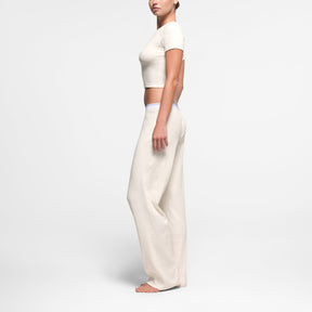 COTTON RIB SHOULDER PAD CROPPED TOP | MARBLE