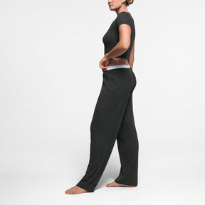 COTTON RIB SHOULDER PAD CROPPED TOP | SOOT