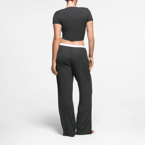 COTTON RIB SHOULDER PAD CROPPED TOP | SOOT