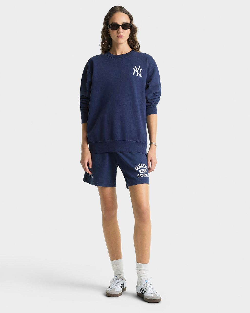 Yankees Serif Crewneck - Navy/White