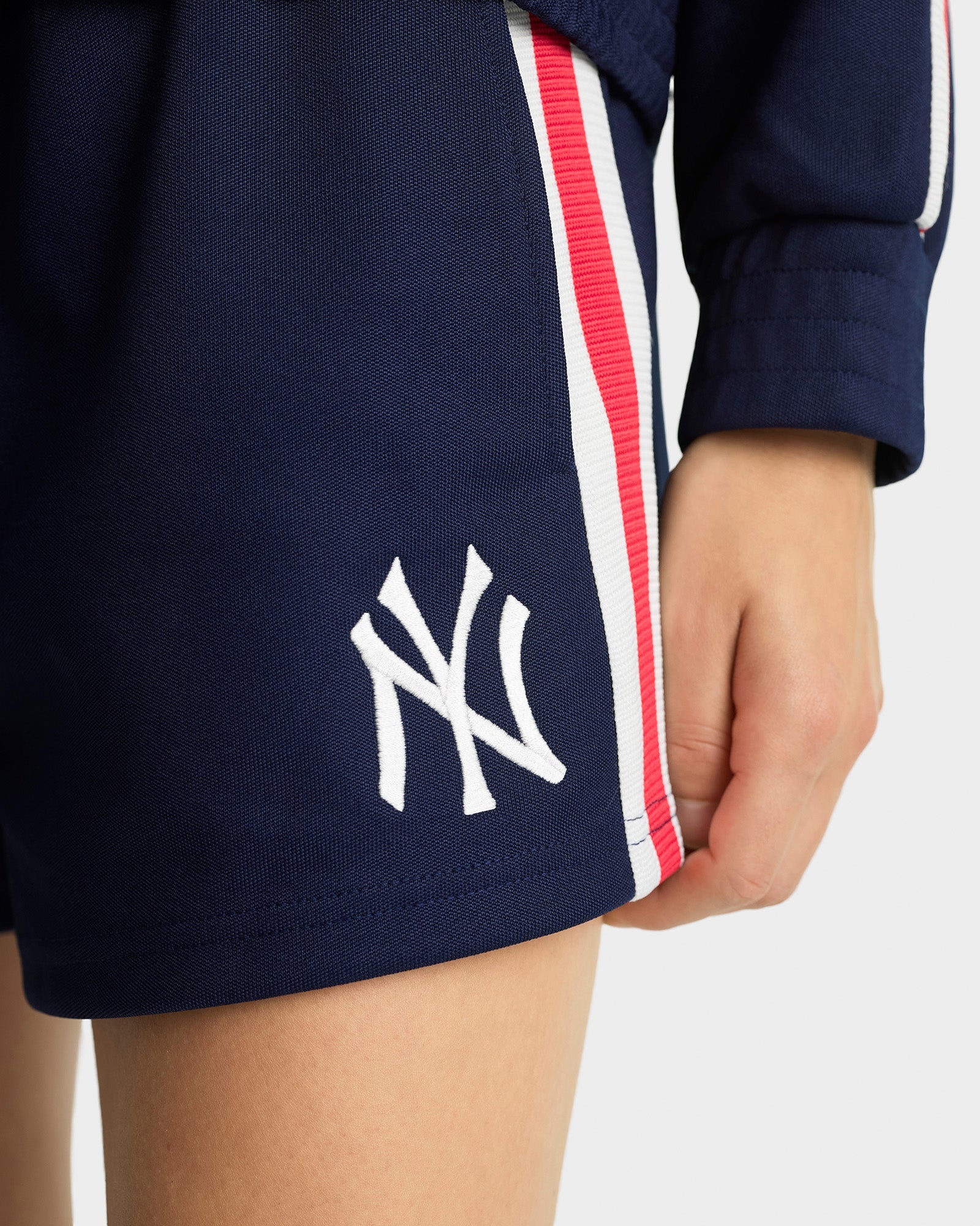 Yankees Serif Roller Short - Navy/White/Red