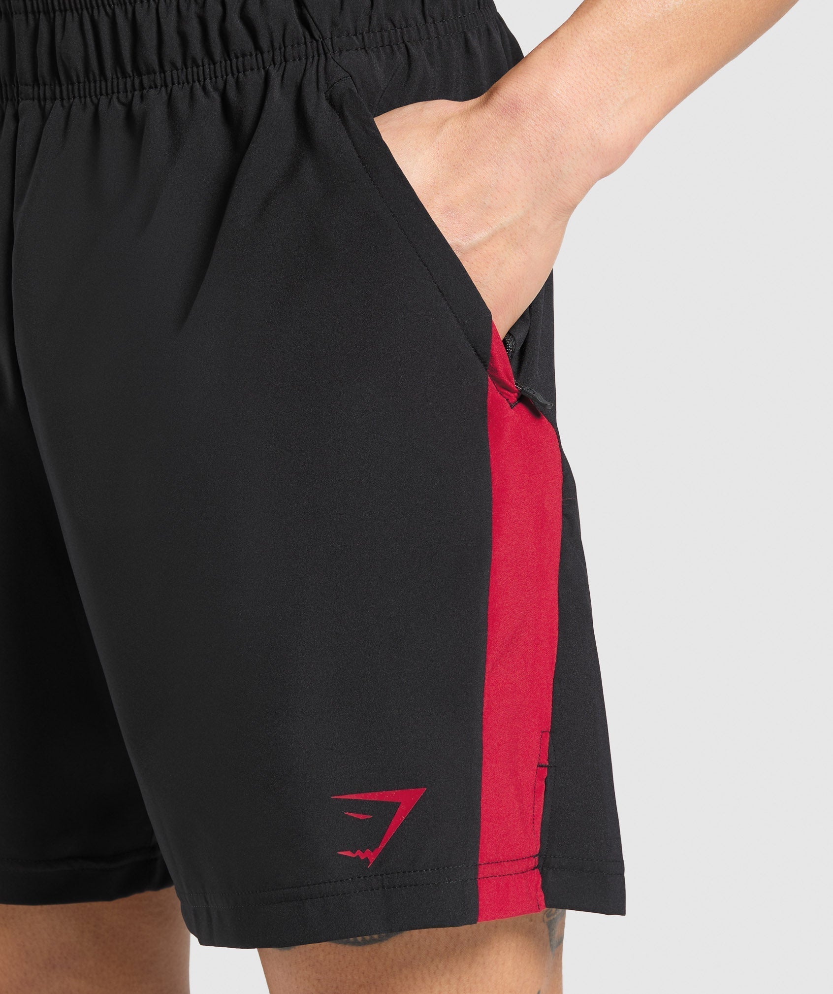 Gymshark Sport  7" Shorts - Black/Conditioning Red