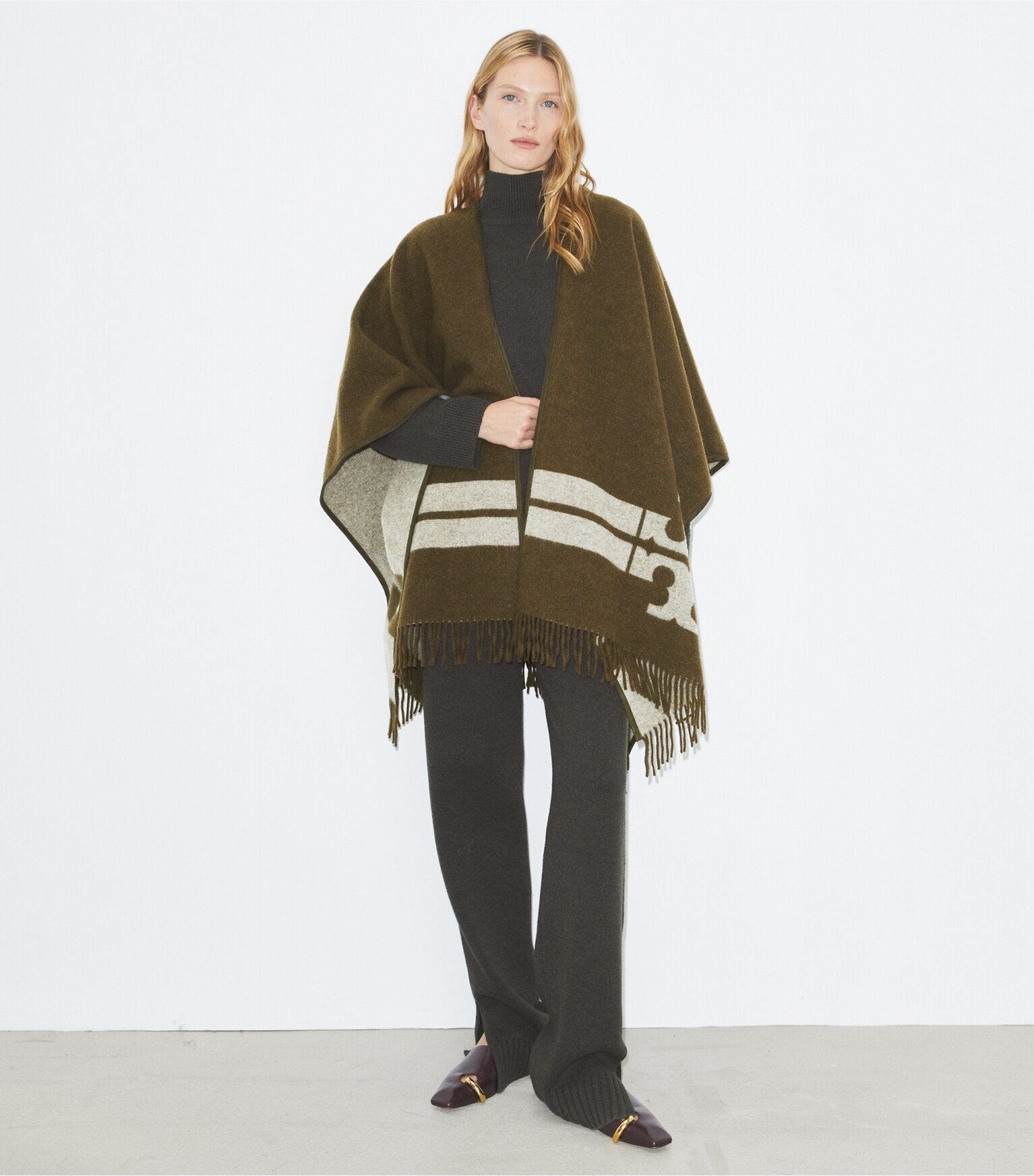 Striped Cape