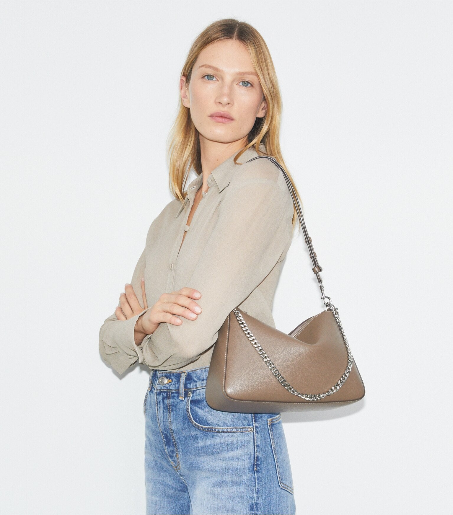 Perry Shoulder Bag