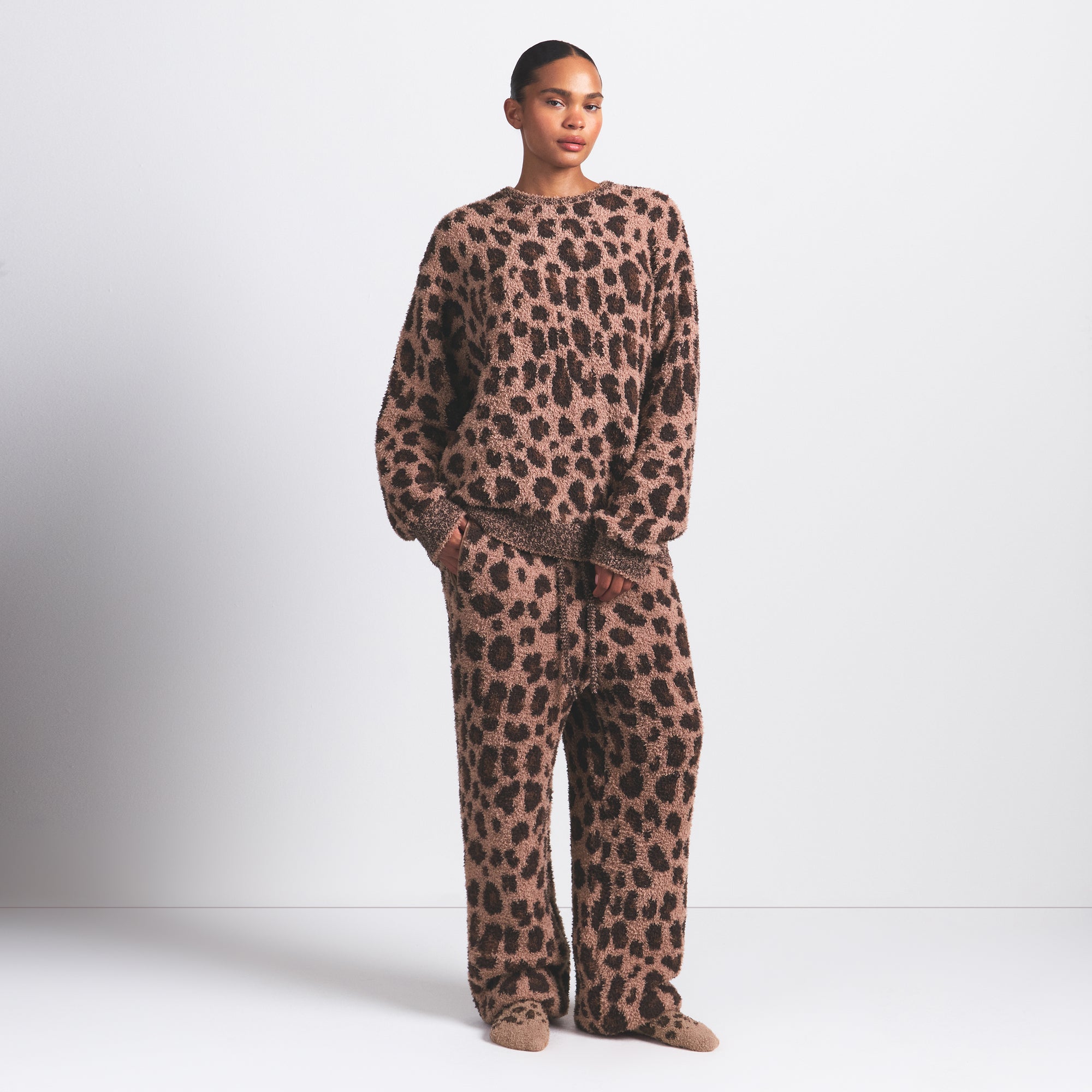 COZY OVERSIZED CREWNECK PULLOVER | SIENNA LEOPARD PRINT