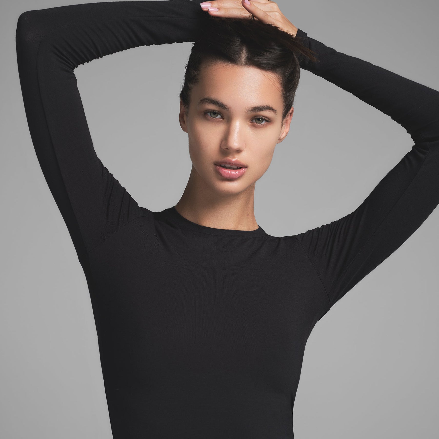 SKIMS SLEEP SUPER CROPPED LONG SLEEVE | ONYX