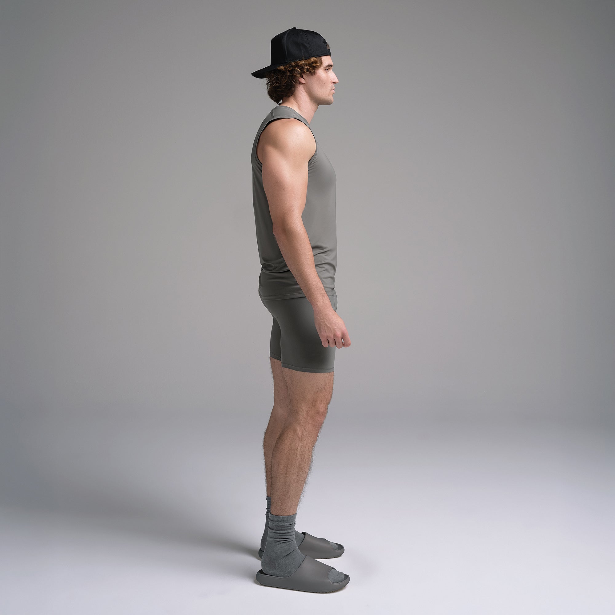 SKIMS FLEX MENS MUSCLE TANK | GUNMETAL