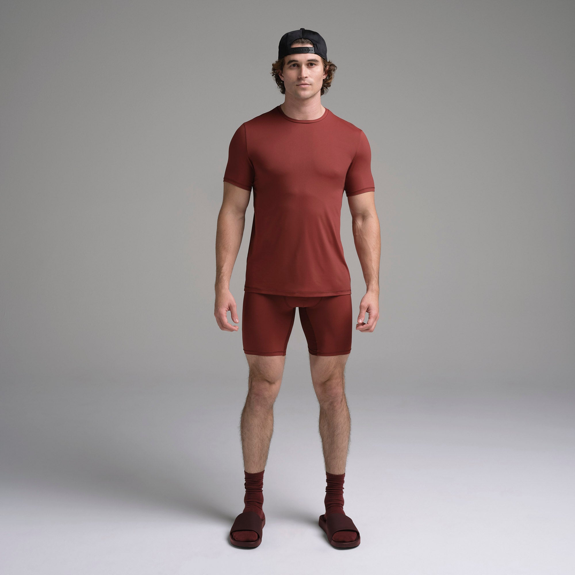 SKIMS FLEX MENS T-SHIRT | SANGRIA