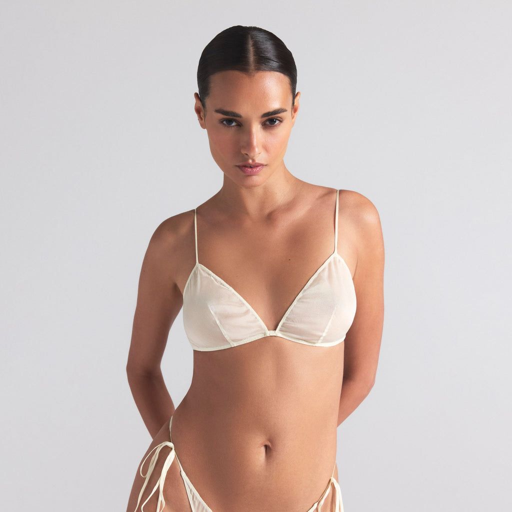SKIMS ROMANCE TRIANGLE BRALETTE | IVORY