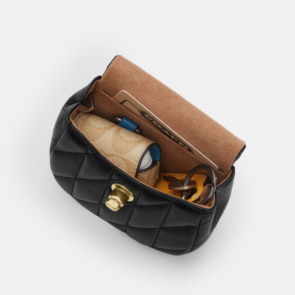 Turnlock Card Case With Quilting