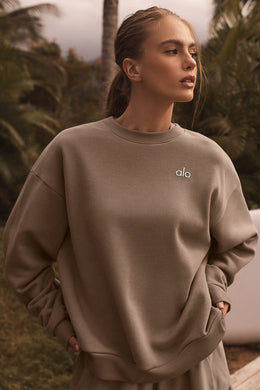 Accolade Crew Neck Pullover