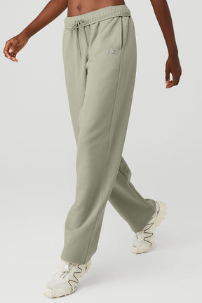 Accolade Straight Leg Sweatpant