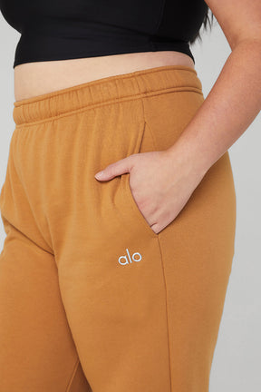 Accolade Straight Leg Sweatpant