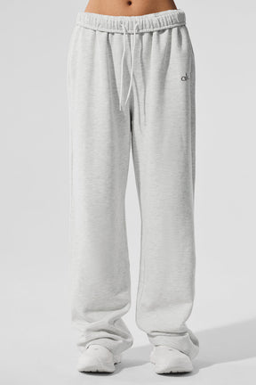 Accolade Straight Leg Sweatpant