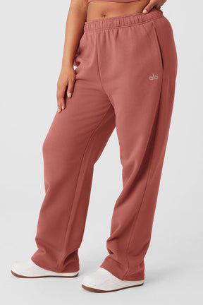 Accolade Straight Leg Sweatpant