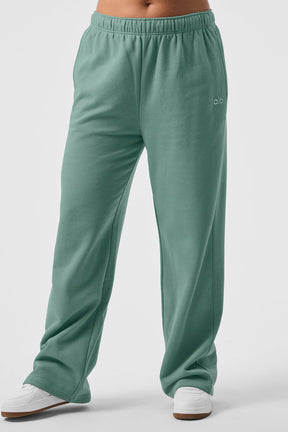 Accolade Straight Leg Sweatpant