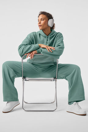 Accolade Straight Leg Sweatpant