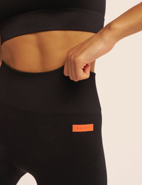 Seamless Knit Short