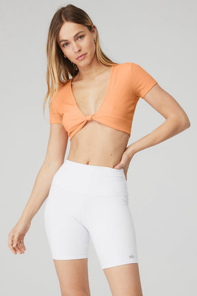 Ribbed Knotty Short Sleeve