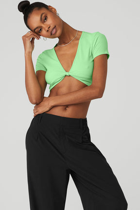 Ribbed Knotty Short Sleeve