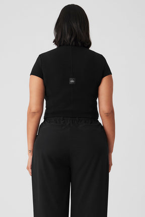 Wellness Rib Mock Neck Polished Short Sleeve