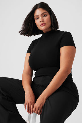 Wellness Rib Mock Neck Polished Short Sleeve