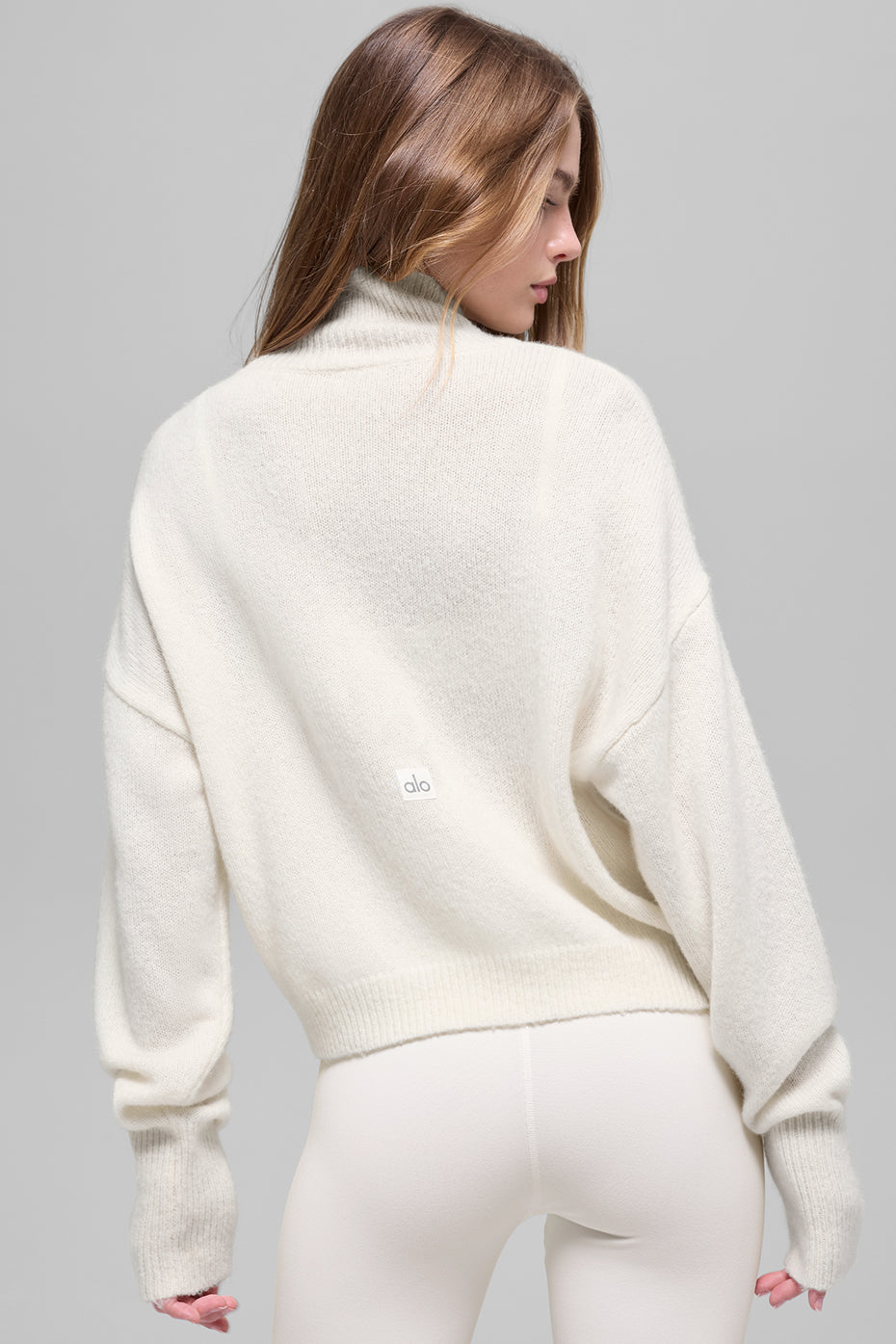 Wool Cashmere Cropped New Class Turtleneck Sweater