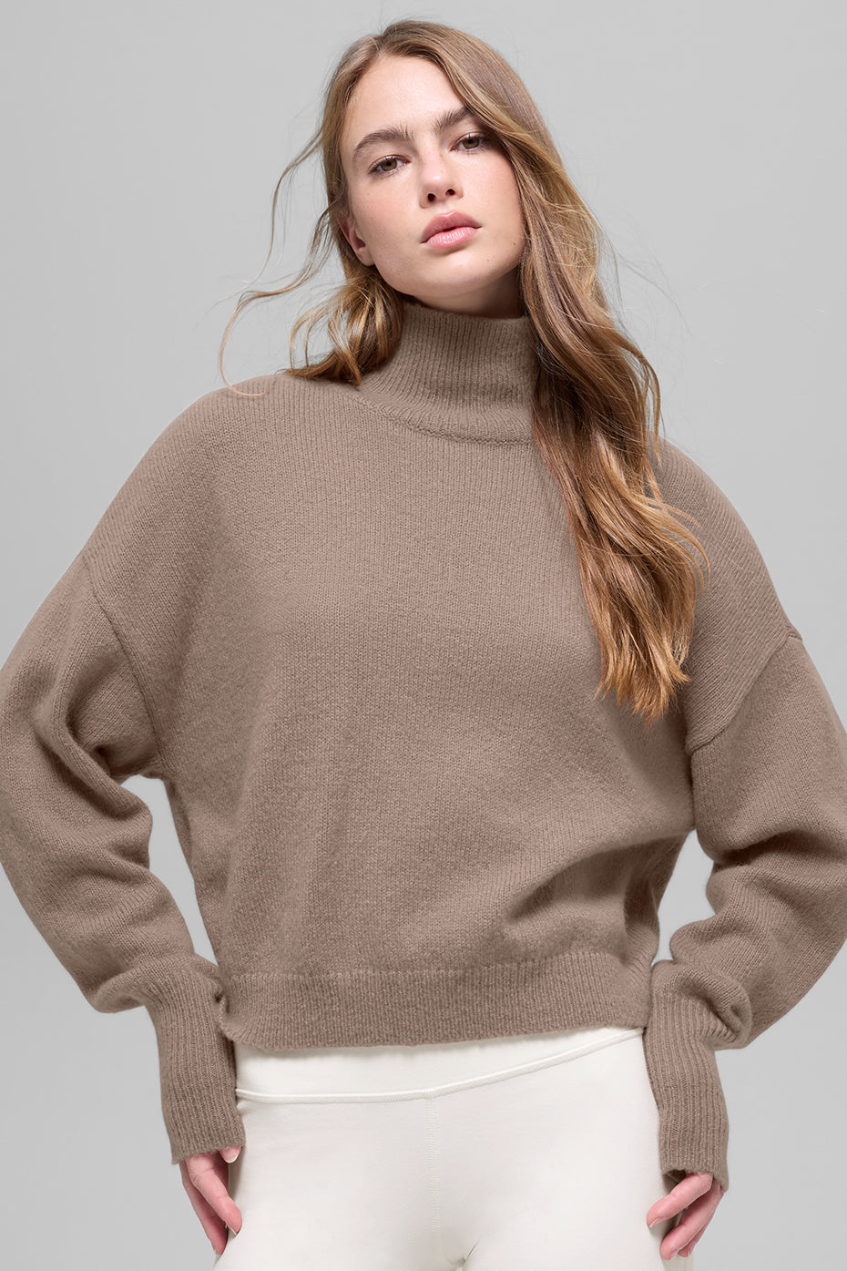 Wool Cashmere Cropped New Class Turtleneck Sweater