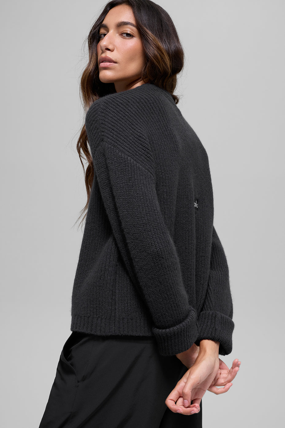 Wool Cashmere Ribbed Noble Crewneck Sweater