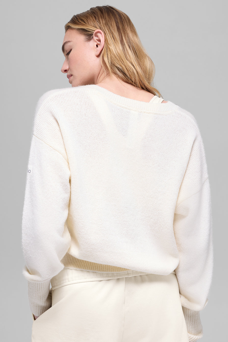Wool Cashmere Cropped New Class V-Neck Sweater