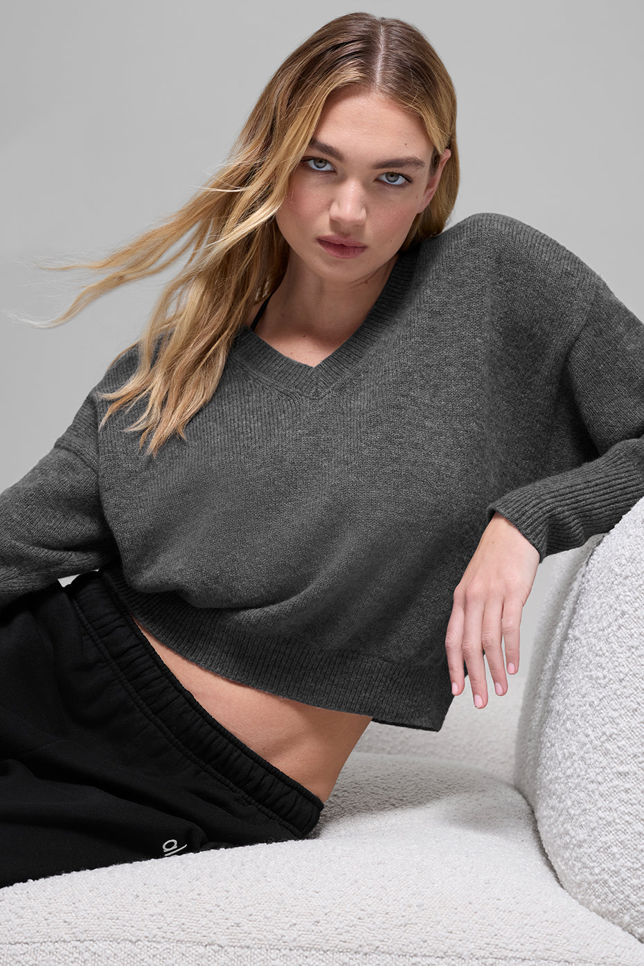 Wool Cashmere Cropped New Class V-Neck Sweater