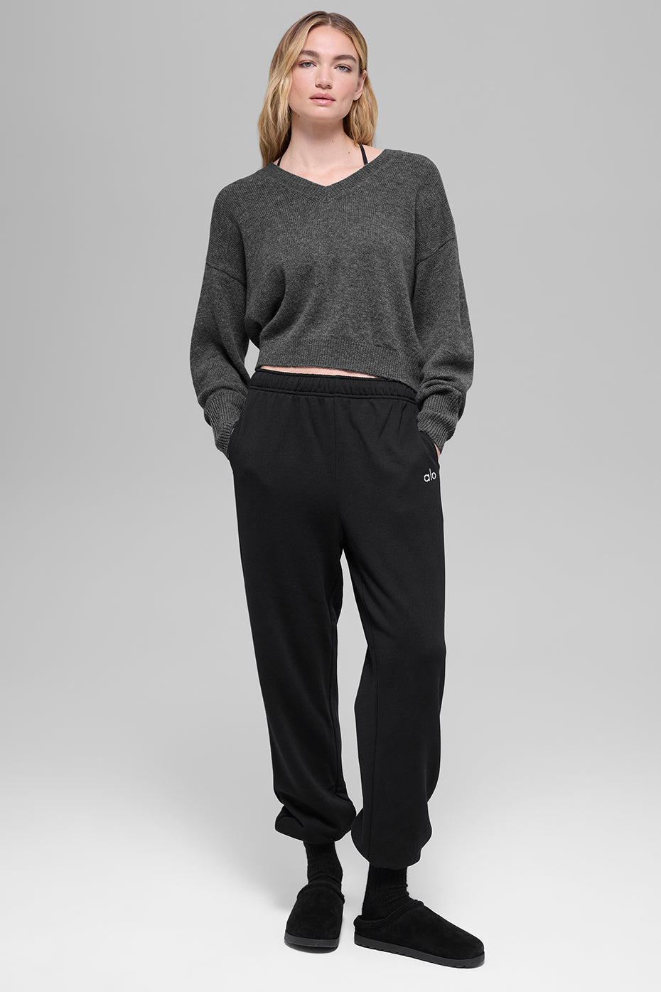 Wool Cashmere Cropped New Class V-Neck Sweater