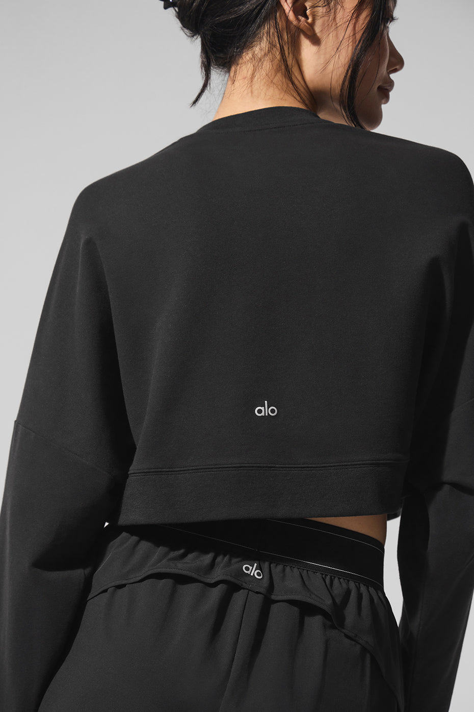 Cropped Sway Crew Neck Pullover