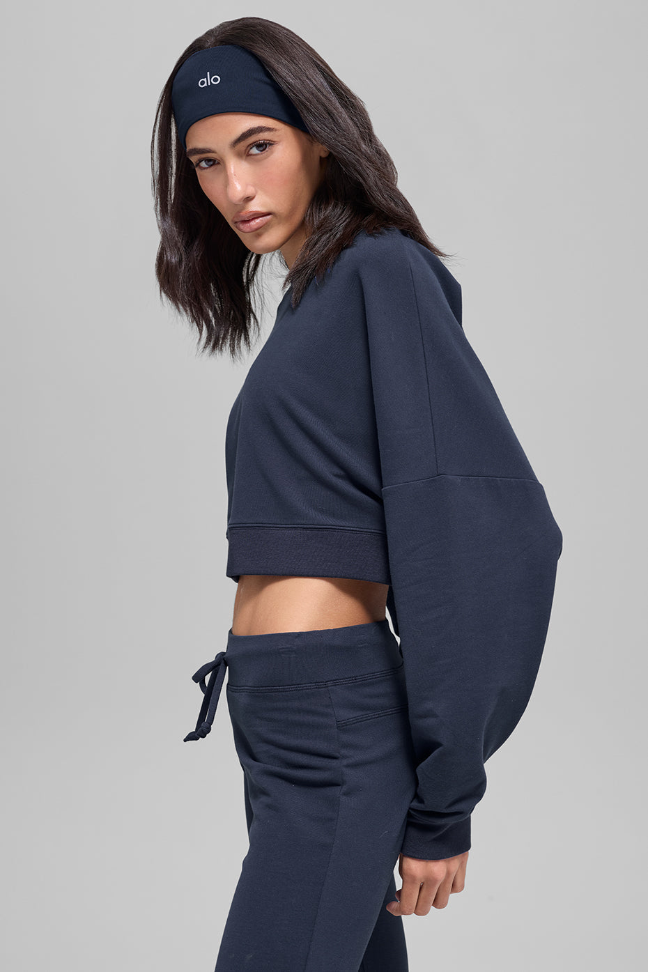Cropped Sway Crew Neck Pullover