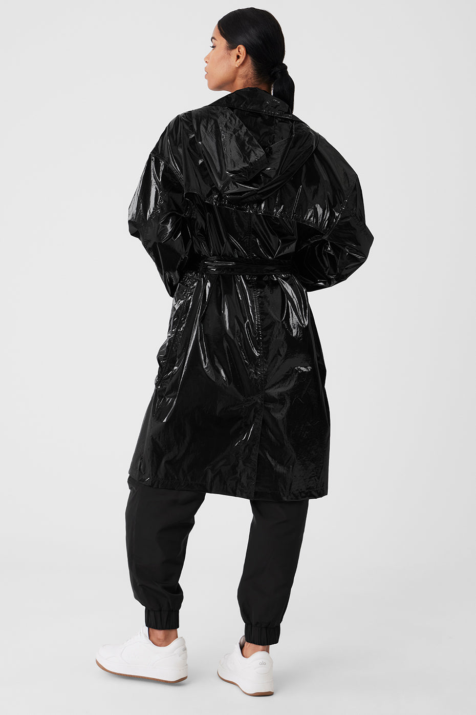 Metallic Break Line Trench