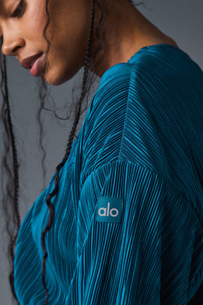 Cropped Micro Plisse Jacket