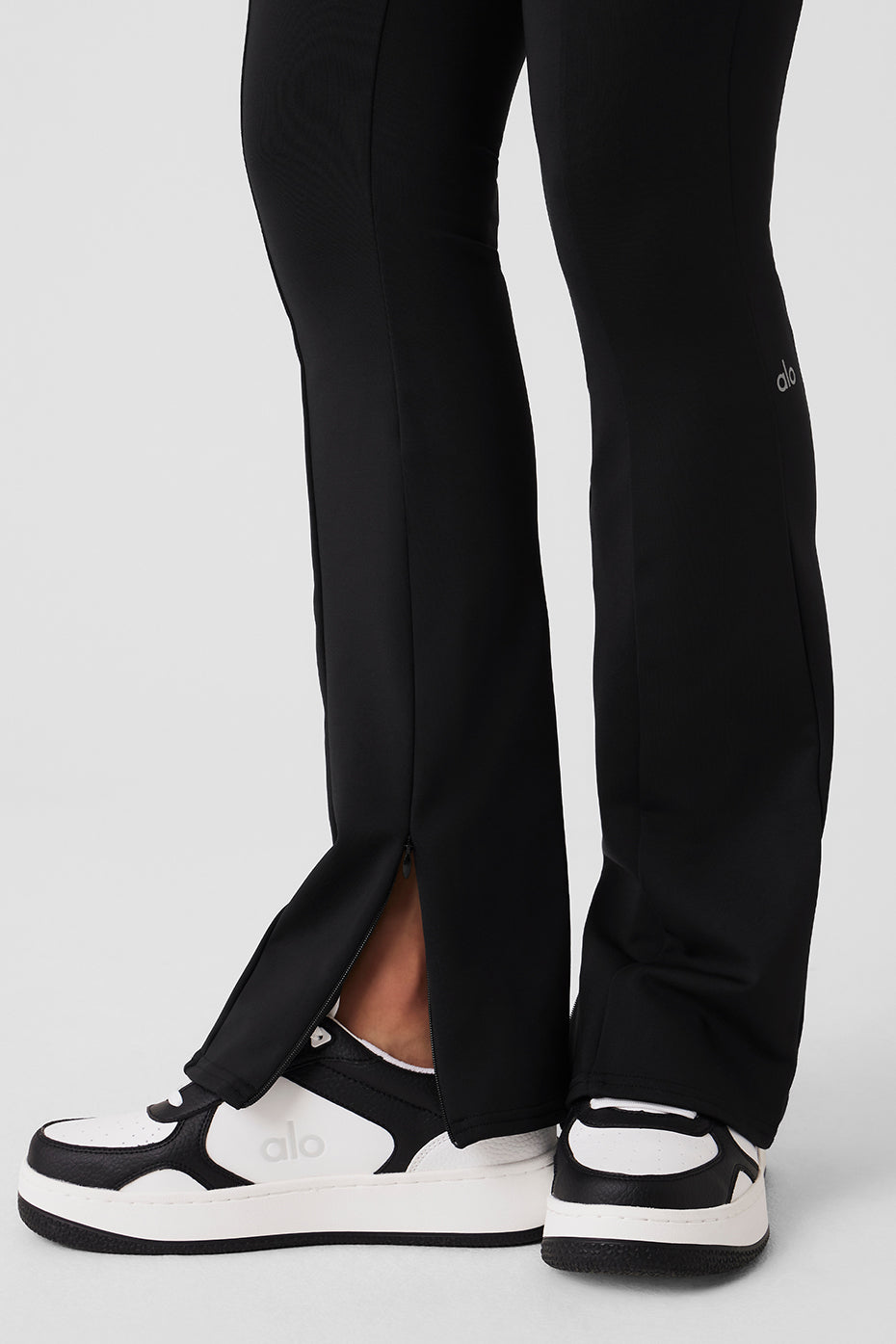High-Waist 7/8 Zip It Flare Legging