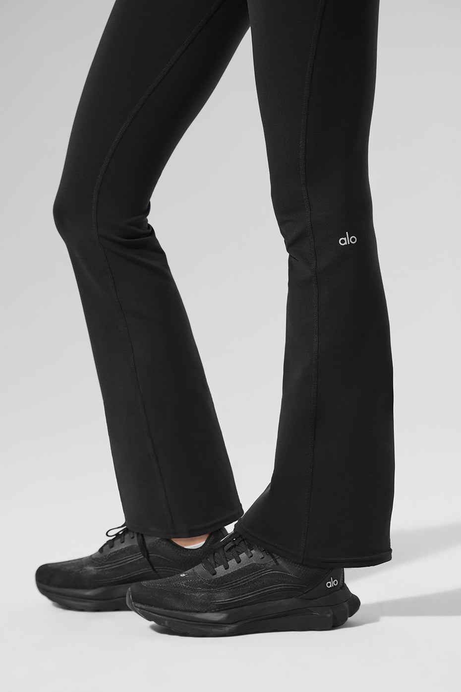 Airbrush High-Waist 7/8 Bootcut Legging