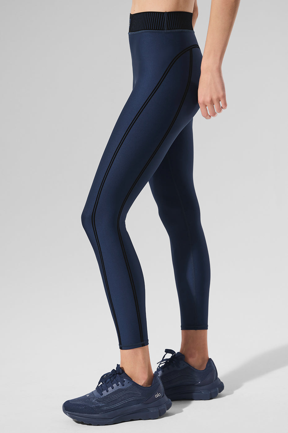 Airlift High-Waist 7/8 Line Up Legging