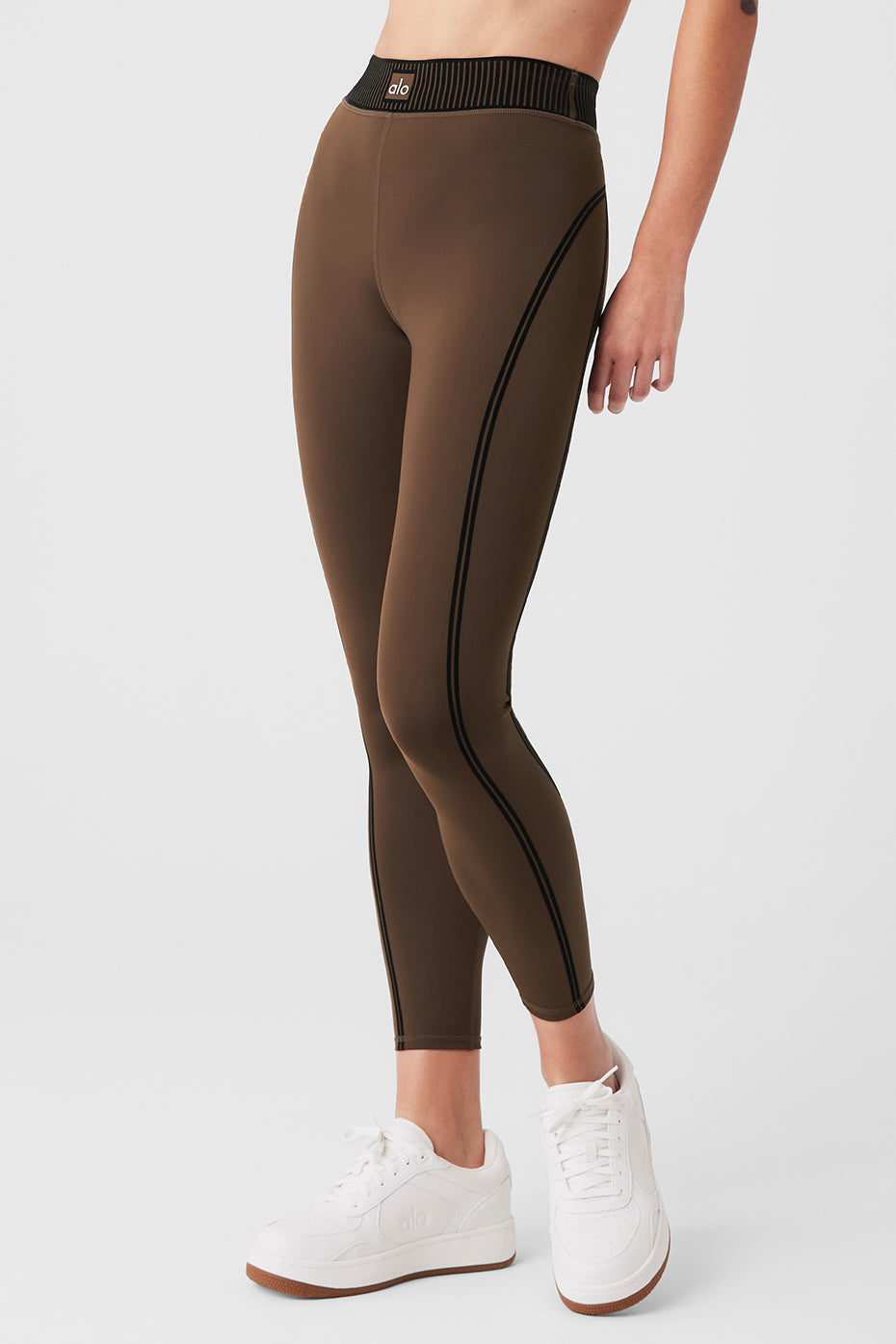 Airlift High-Waist 7/8 Line Up Legging